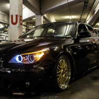 BMW 5 serie met USLights en Angle Eyes