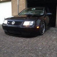 VW Bora met USLights en Airride