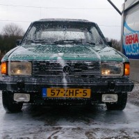 VW Jetta mk1 met USLights in de carwash