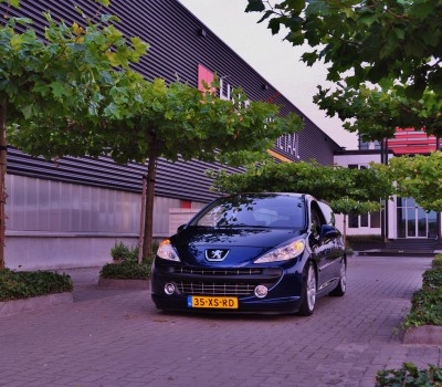 Peugeot 207 sjiek met USLights