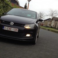 VW Polo 6R met USLights en mistlampen aan