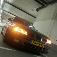 Seat Ibiza met USLights in parkeergarage