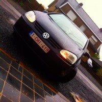 VW Golf 5 met USLights in Belgische auto