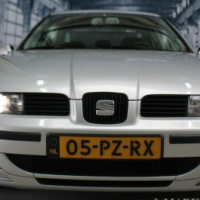 Seat Toledo met USLights en mistlampen aan