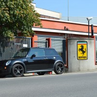 Mini One voor Ferrari fabriek met USLights