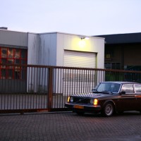 Volvo 242 GL met USLights