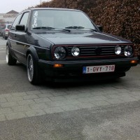 Golf 2 met USLights en dunne bumpers verlaagd