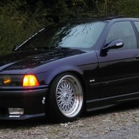 BMW e36 Touring met USLights