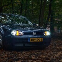 VW Golf 4 met dubbele USLights en xenon