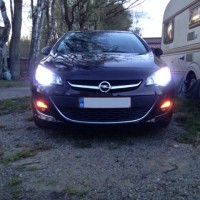 Opel Astra J met USLights