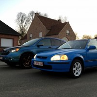 USLights Honda Civic en Honda CRC side by side