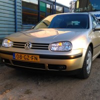 VW Golf IV met USLights champagne