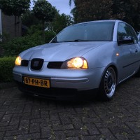 USLights in Seat Arosa