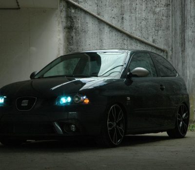 Seat Ibiza Cupra met USLights, xenon en verlaagd