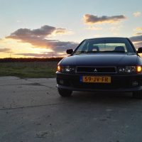 Mitsubishi Galant met USLights