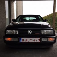 VR6 Corrado met USLights koplampen uit