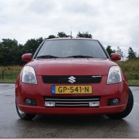 Suzuki Swift met USLights overdag