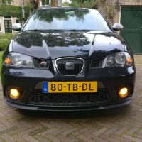 Seat Ibiza Cupra met USLights mistlampen aan