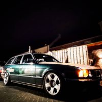 BMW 5er reihe touring met USLights e34