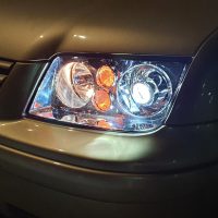 VW Bora met USLights dubbel in Xenon koplampen