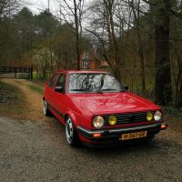 VW Golf mk2 GTI classic met T5 Steelies